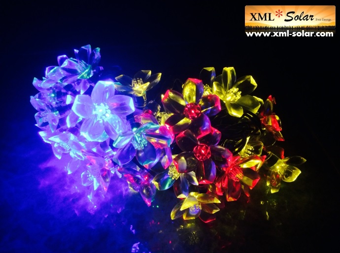 ไฟกระพริบโซล่าเซลล์ รูป ดอกไม้ 50 ดอก (เเสง : ผสม 4 สี)