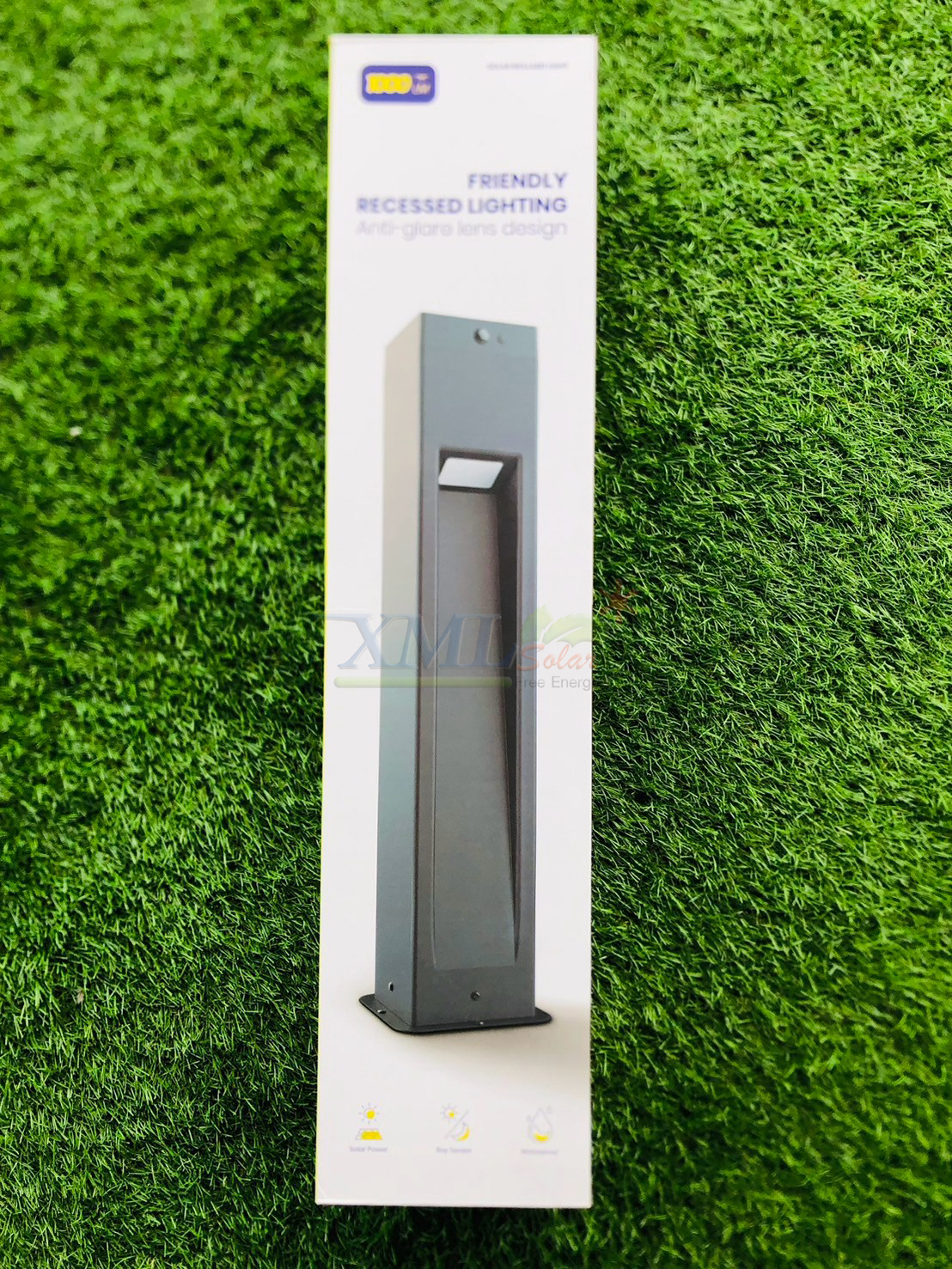 โคมไฟตั้งพื้นโซล่าเซลล์ รุ่น SGL-18 (แสง : เหลืองวอมไวท์)