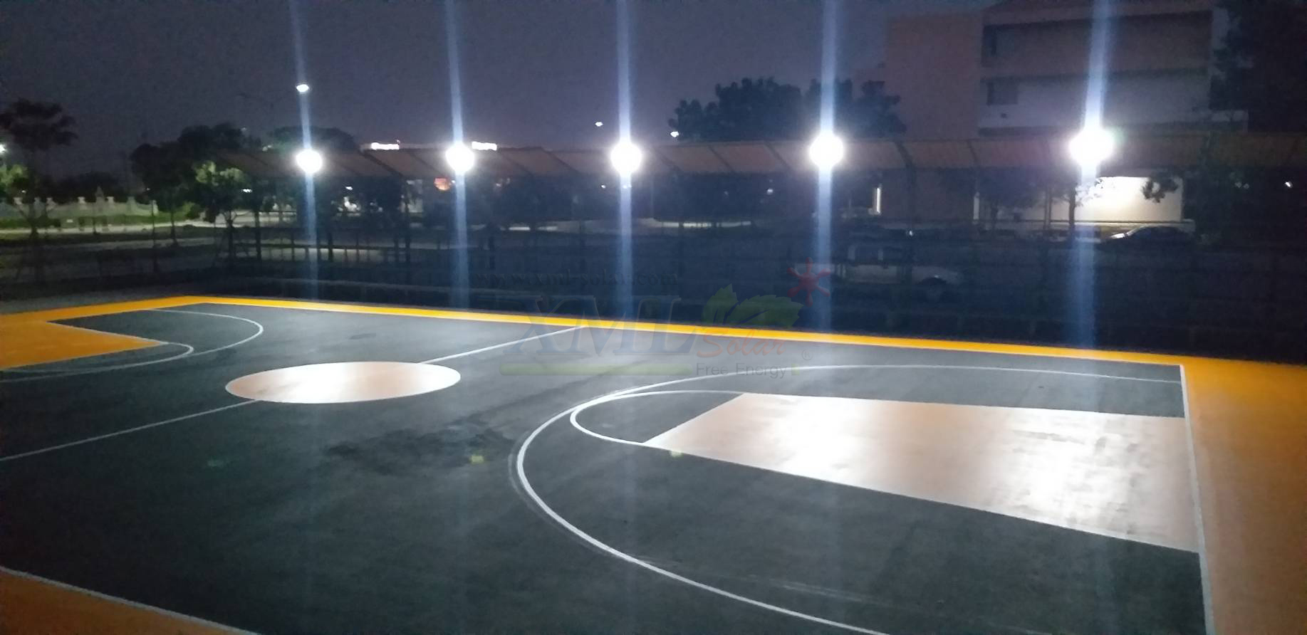 สปอร์ตไลท์โซล่าเซลล์ 1000 W. รุ่นใหม่ JD81000L (แสง : ขาว)