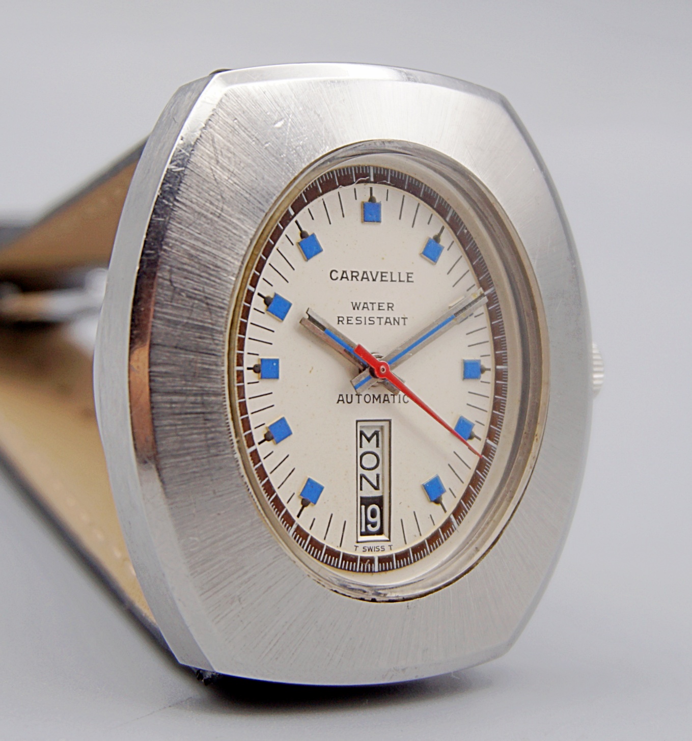 นาฬิกาเก่า CARAVELLE ออโตเมติก