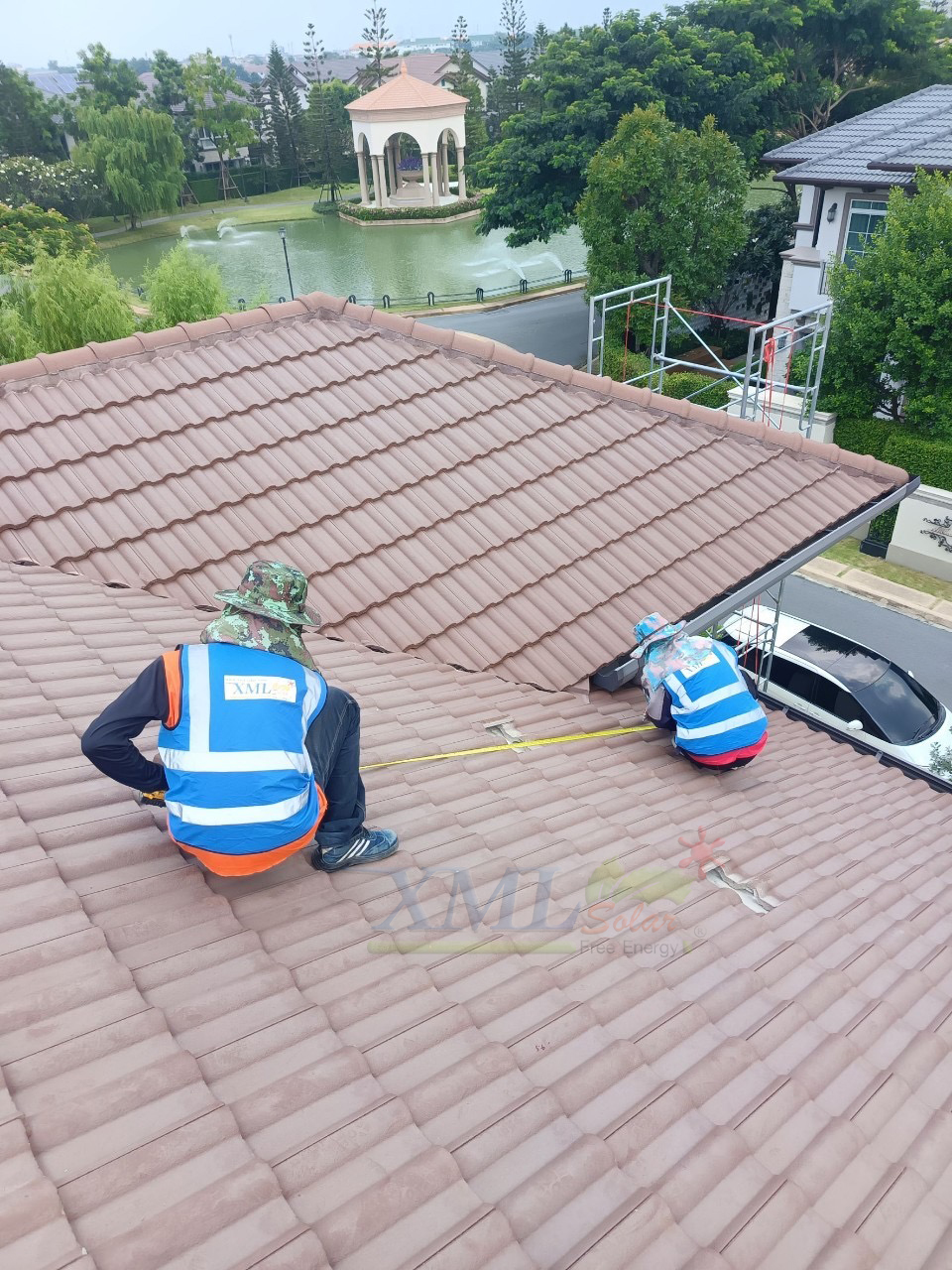 ระบบโซล่าเซลล์ติดหลังคา Enphase Solar Rooftop ขนาด 5.04 KW (ON-GRID) 3 Phase พร้อมติดตั้ง