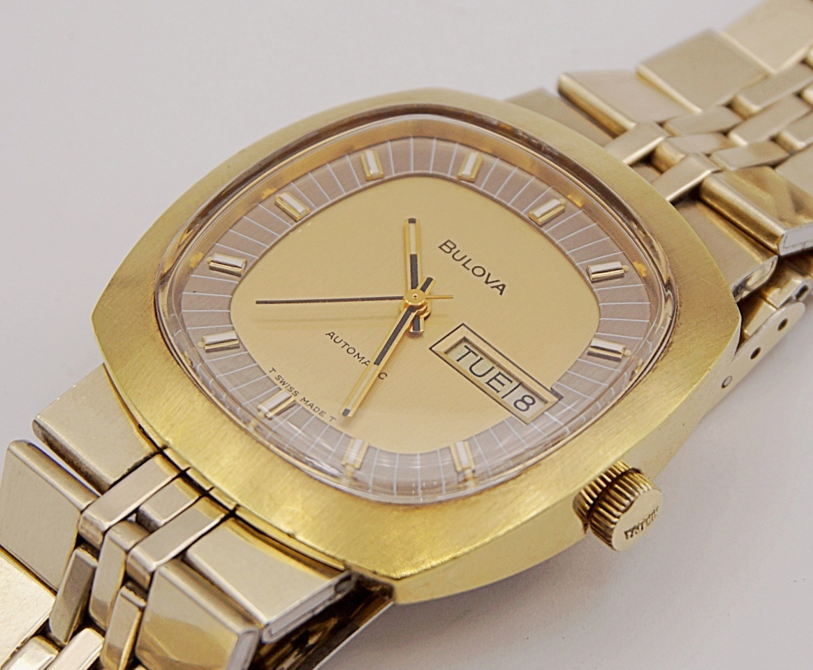 นาฬิกาเก่า BULOVA ออโตเมติก