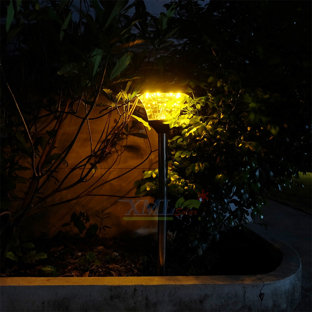 ไฟปักสนามโซล่าเซลล์ 8 Super SMD LED (แบบเหลี่ยม) สูง 80 ซม. (เเสง : เหลืองวอมไวท์)