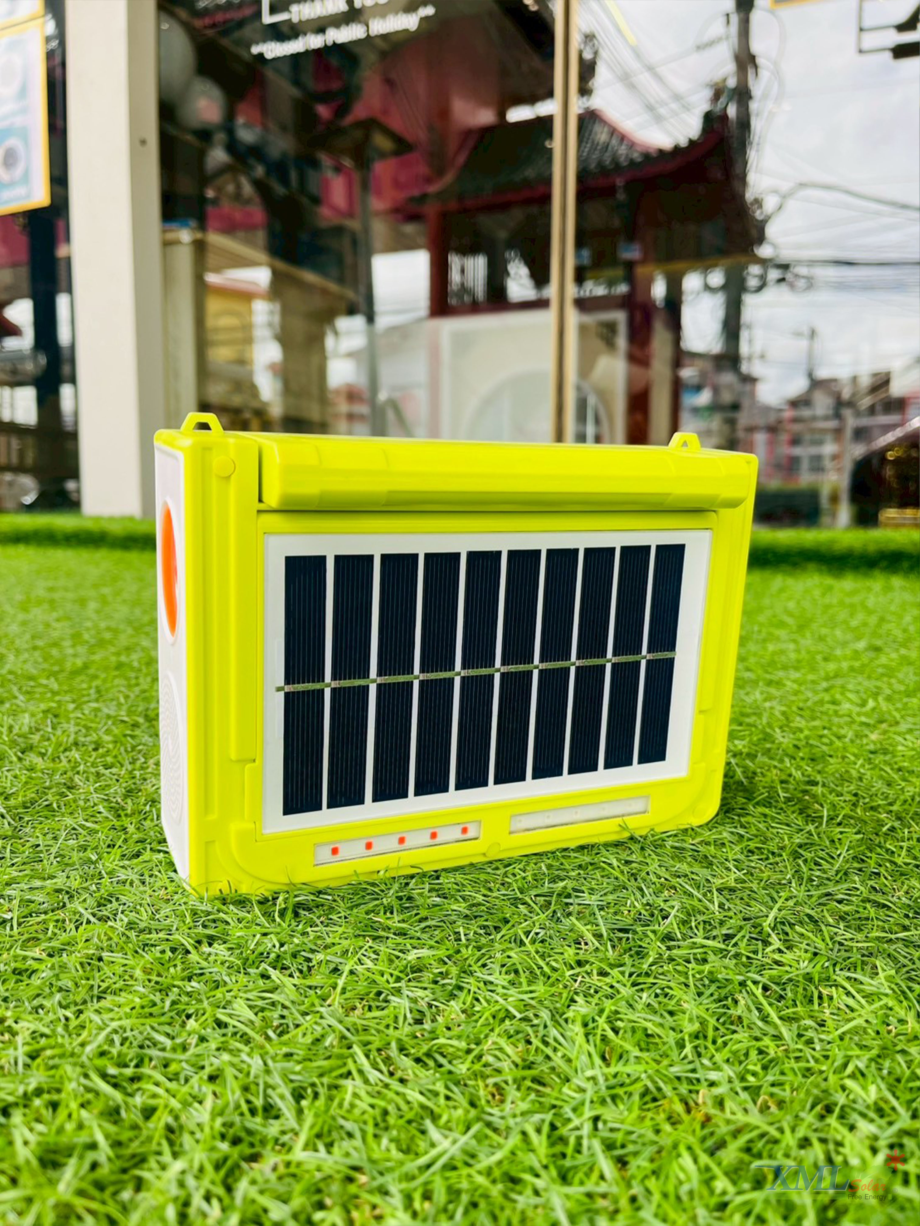 ไฟฉายอเนกประสงค์โซล่าเซลล์ รุ่น LSXML-235