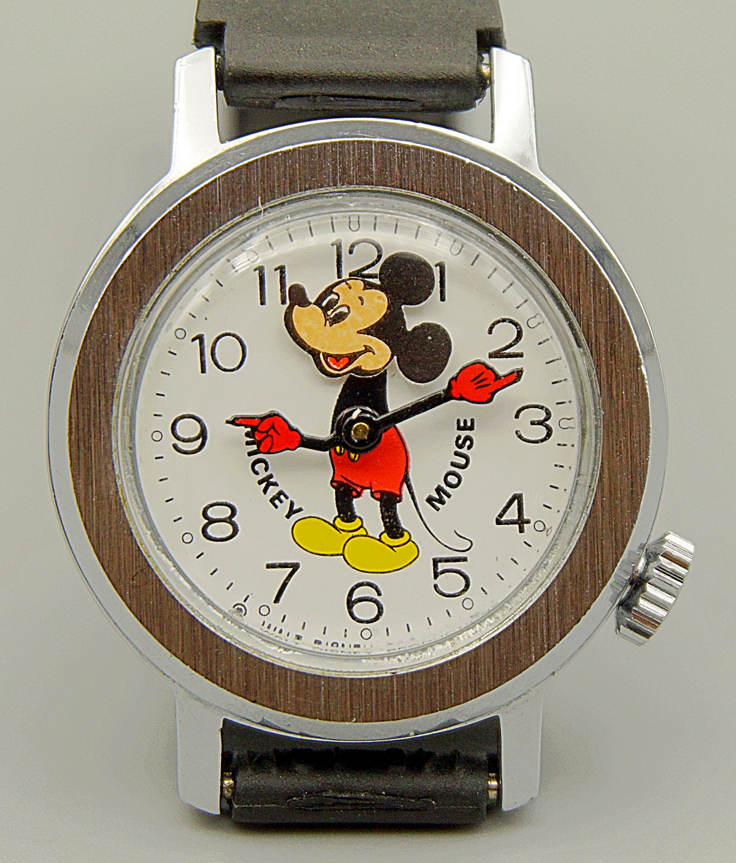 นาฬิกาเก่า MICKEY MOUSE ไขลาน