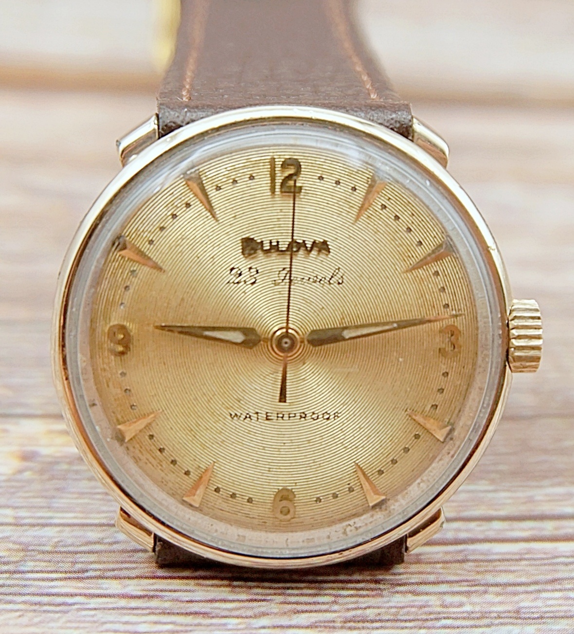 นาฬิกาเก่า BULOVA ไขลาน