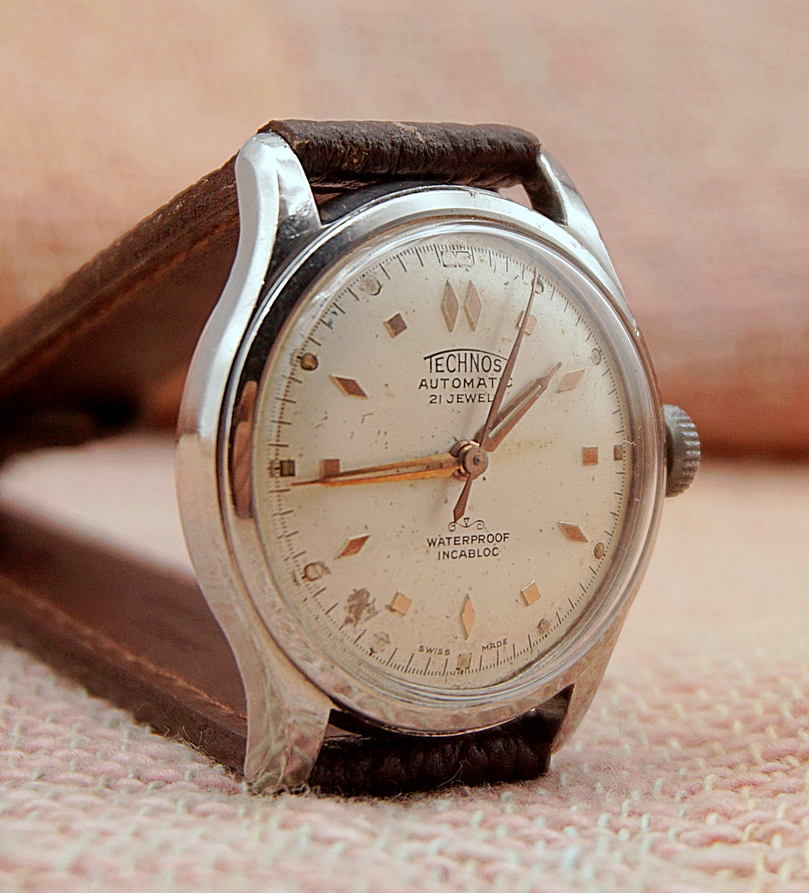 นาฬิกาเก่า TECHNOS ออโตเมติก