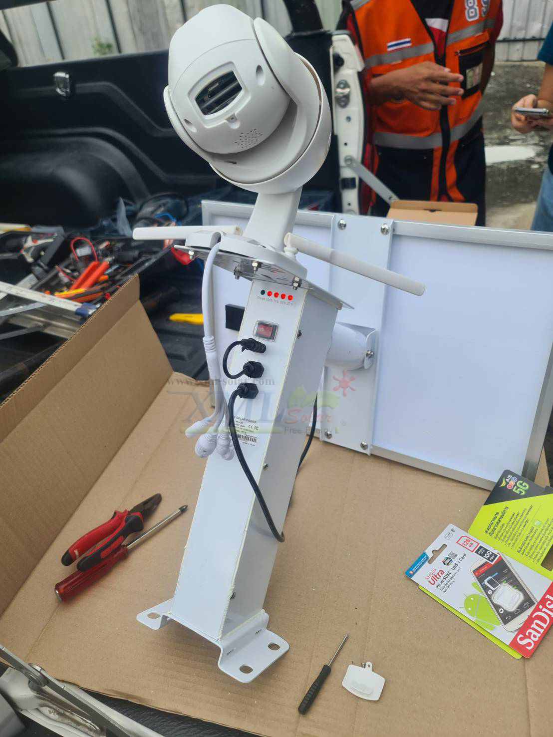 กล้องวงจรปิดโซล่าเซลล์ 40W. / ใช้simcard 4G (1080P) Solar CCTV Camera With 4G