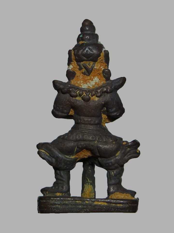 ท้าวเวสสุวรรณ รุ่นเทพสถิตย์ ปี2544 หลวงปู่หมุน ฐิตสีโล ปลุกเสก