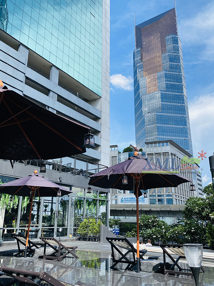 ไฟห้อยโซล่าเซลล์ ทรงสี่เหลียม สีดำ 30 SMD LED (แสง:เหลืองวอมไวท์)