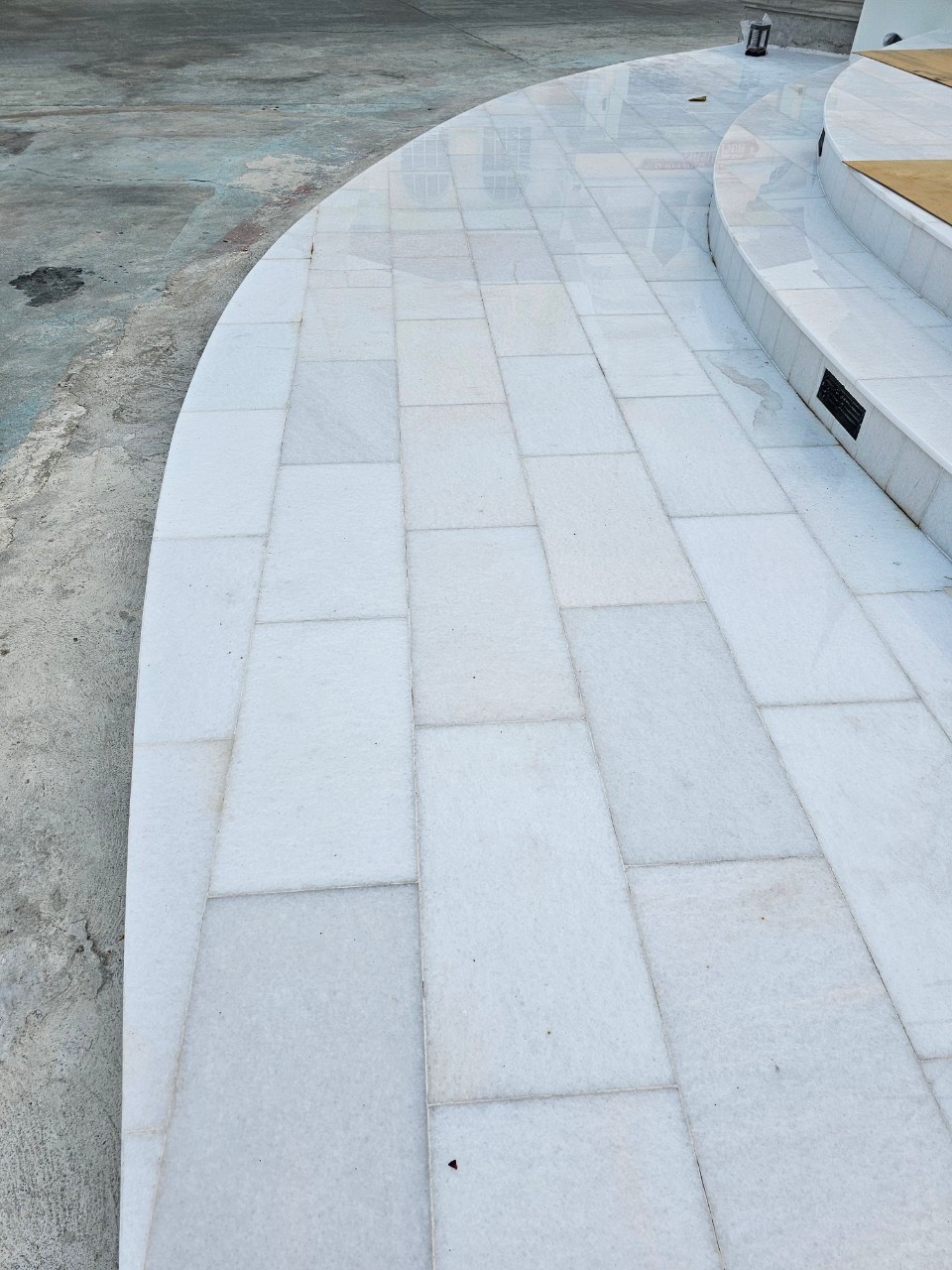 หินอ่อน หิมาลายัน ขนาด30*60เซนติเมตร (ราคาต่อตารางเมตร)