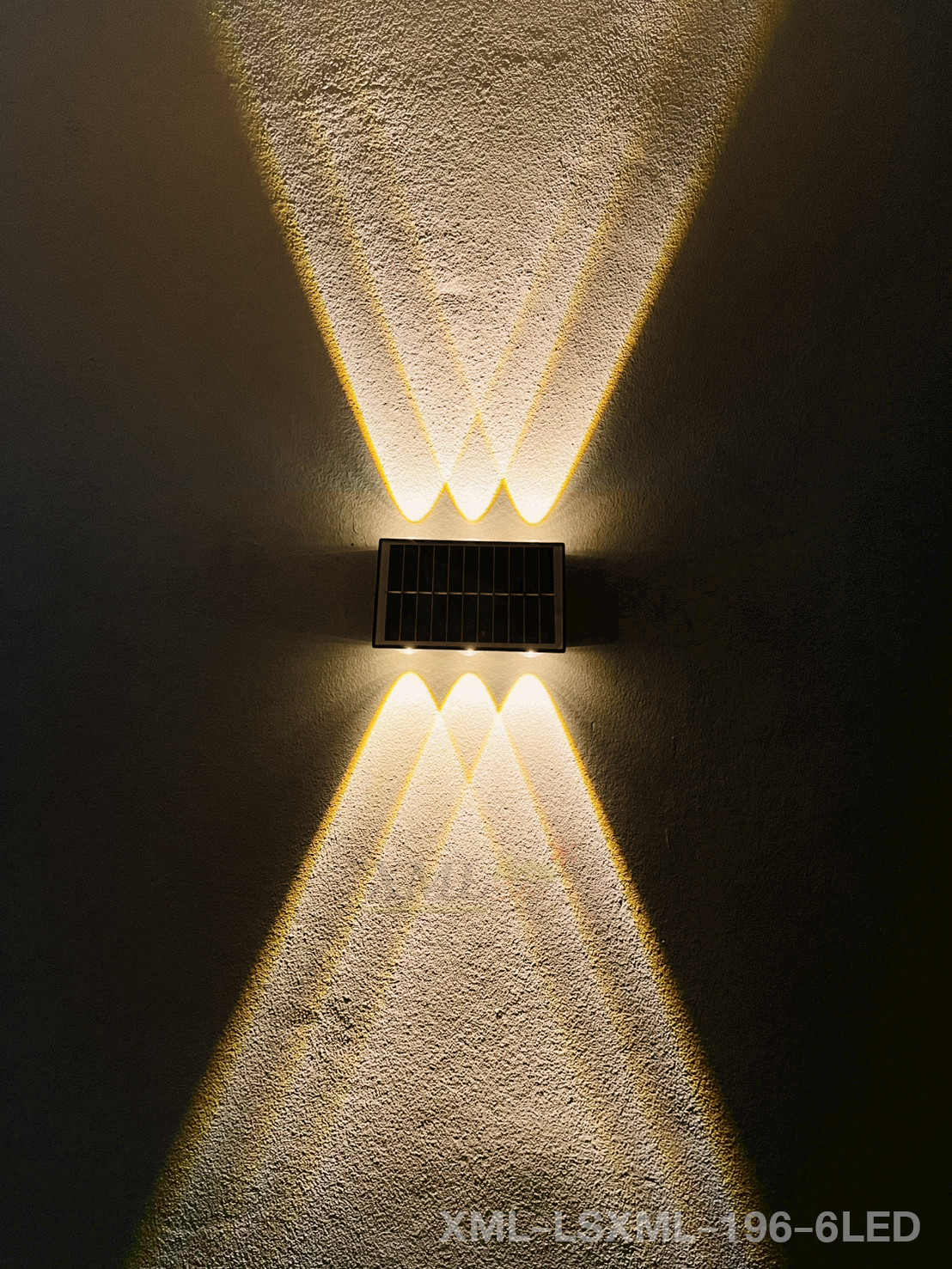 โคมไฟผนังโซล่าเซลล์ LED ส่องบน-ล่าง รุ่นใหม่!