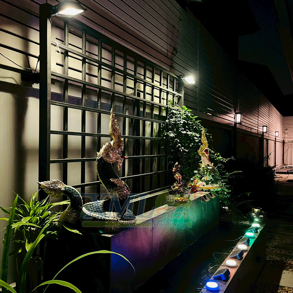 ไฟโซล่าเซลล์ ส่องใต้น้ำ 13 LED รุ่น MD-SBS-09-2P PLUS (เเสง : RGB)(1 แถม 1)