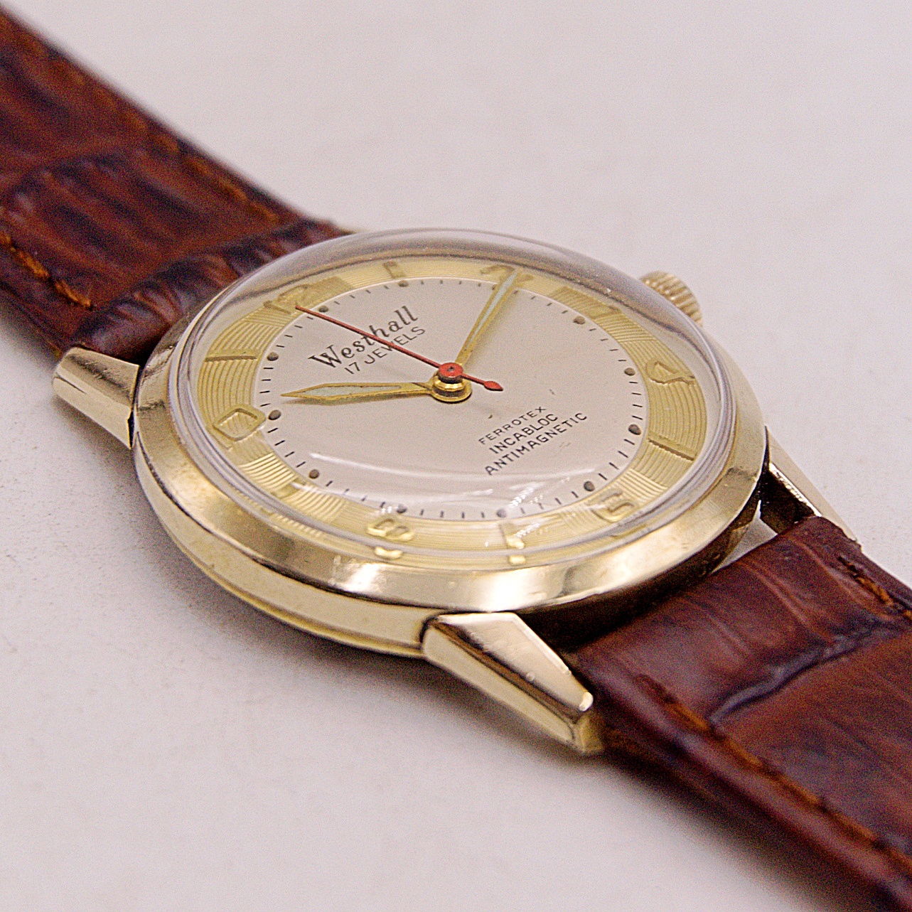 นาฬิกาเก่า WESTHALL ไขลาน