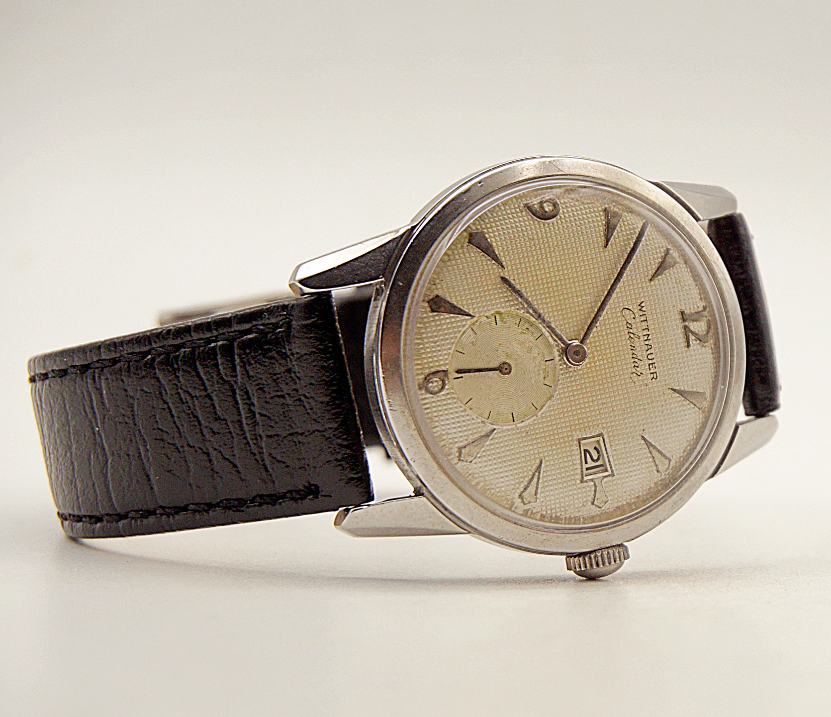 นาฬิกาเก่า WITTNAUER BY LONGINES ไขลานสองเข็มครึ่ง