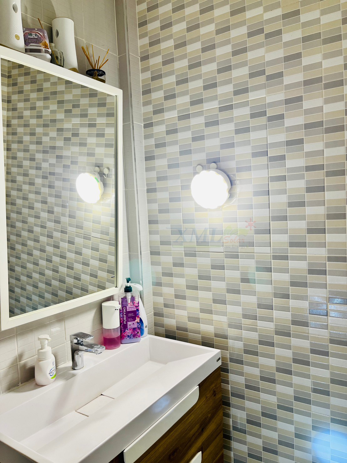 ไฟอเนกประสงค์รุ่นใหม่เปิดได้ 3 แสง 200W รุ่น NG200