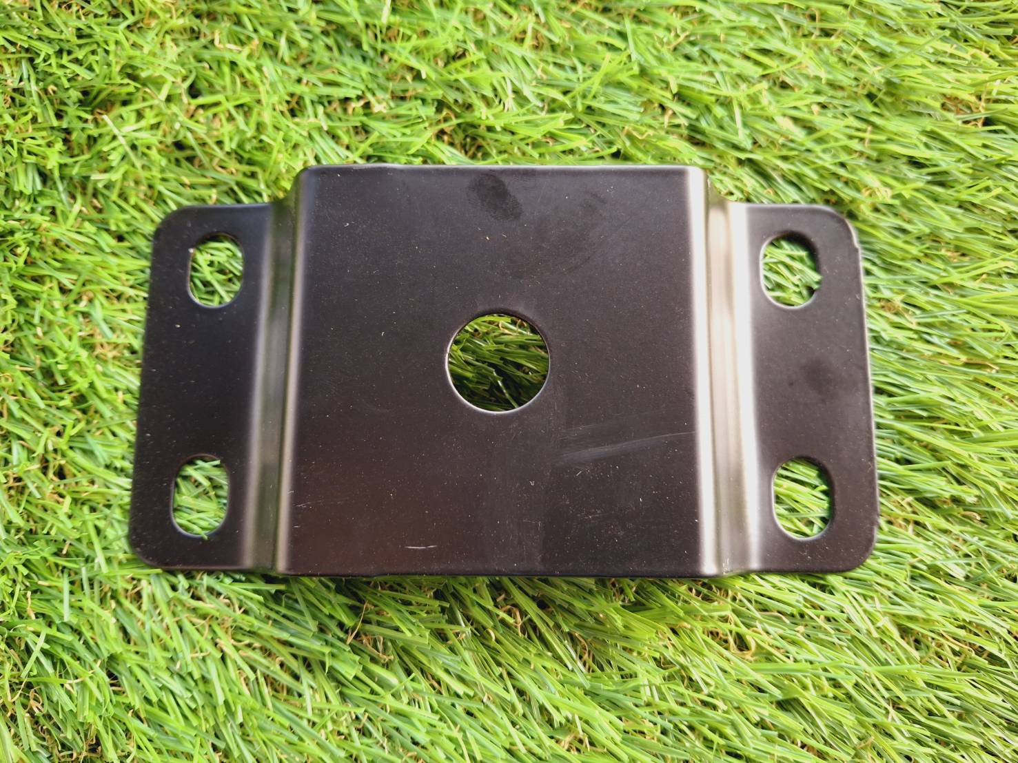 ขายึดผนังโคมไฟ UFO ปลาย 3 นิ้ว แบบฉาก (มีรอยขูดขีด)