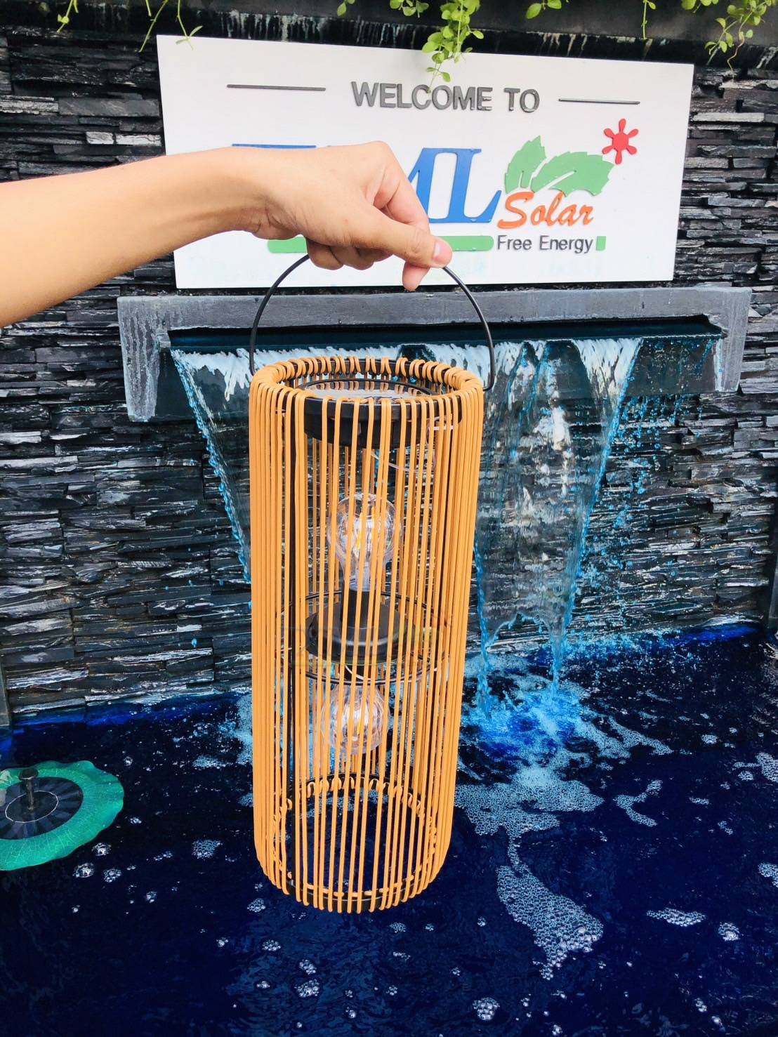 โคมไฟแขวน โซล่าเซลล์ รุ่น MD-S3003 (แสง : เหลืองวอมไวท์)