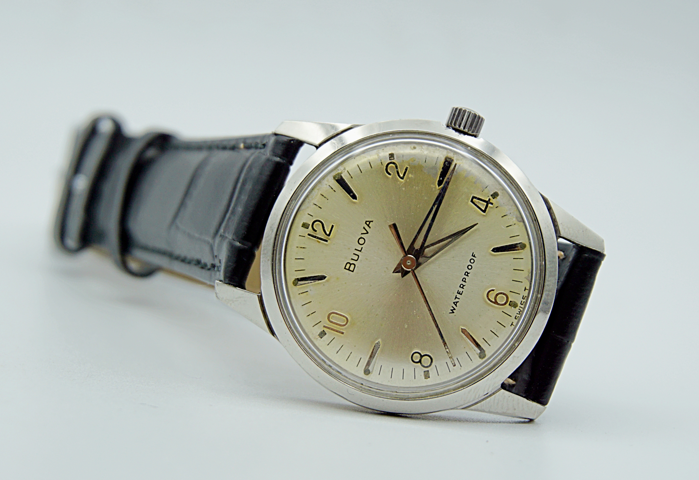 นาฬิกาเก่า BULOVA ไขลาน