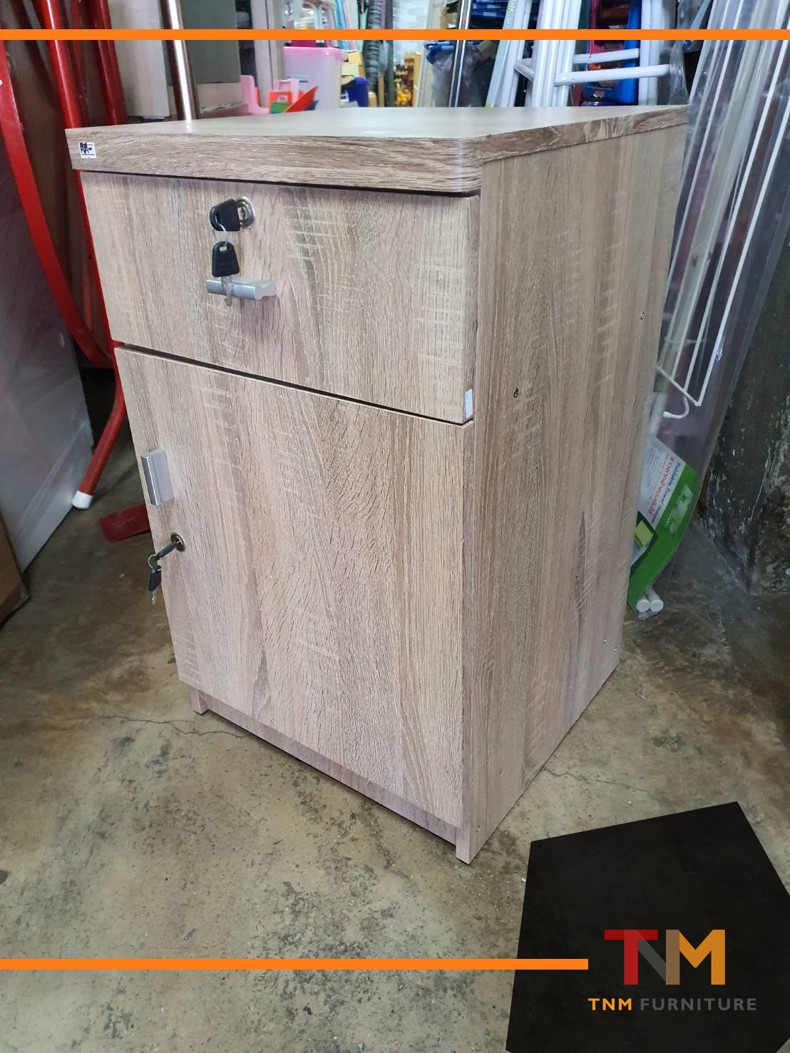 ตู้ลิ้นชักข้างเตียงเอนกประสงค์ 1บานเปิด มีกุญแจ