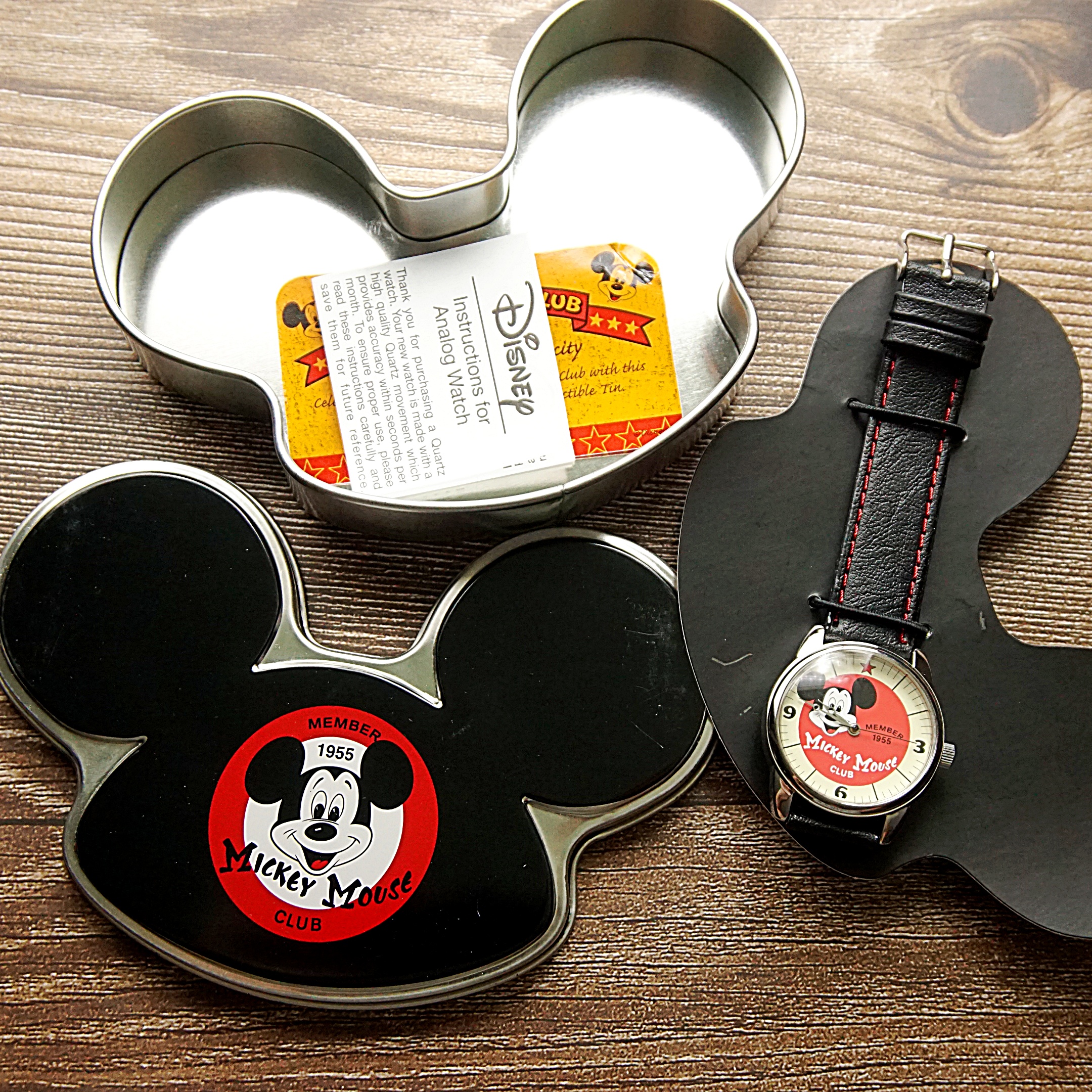 นาฬิกา MICKEY MOUSE พร้อมกล่อง สภาพ NOS