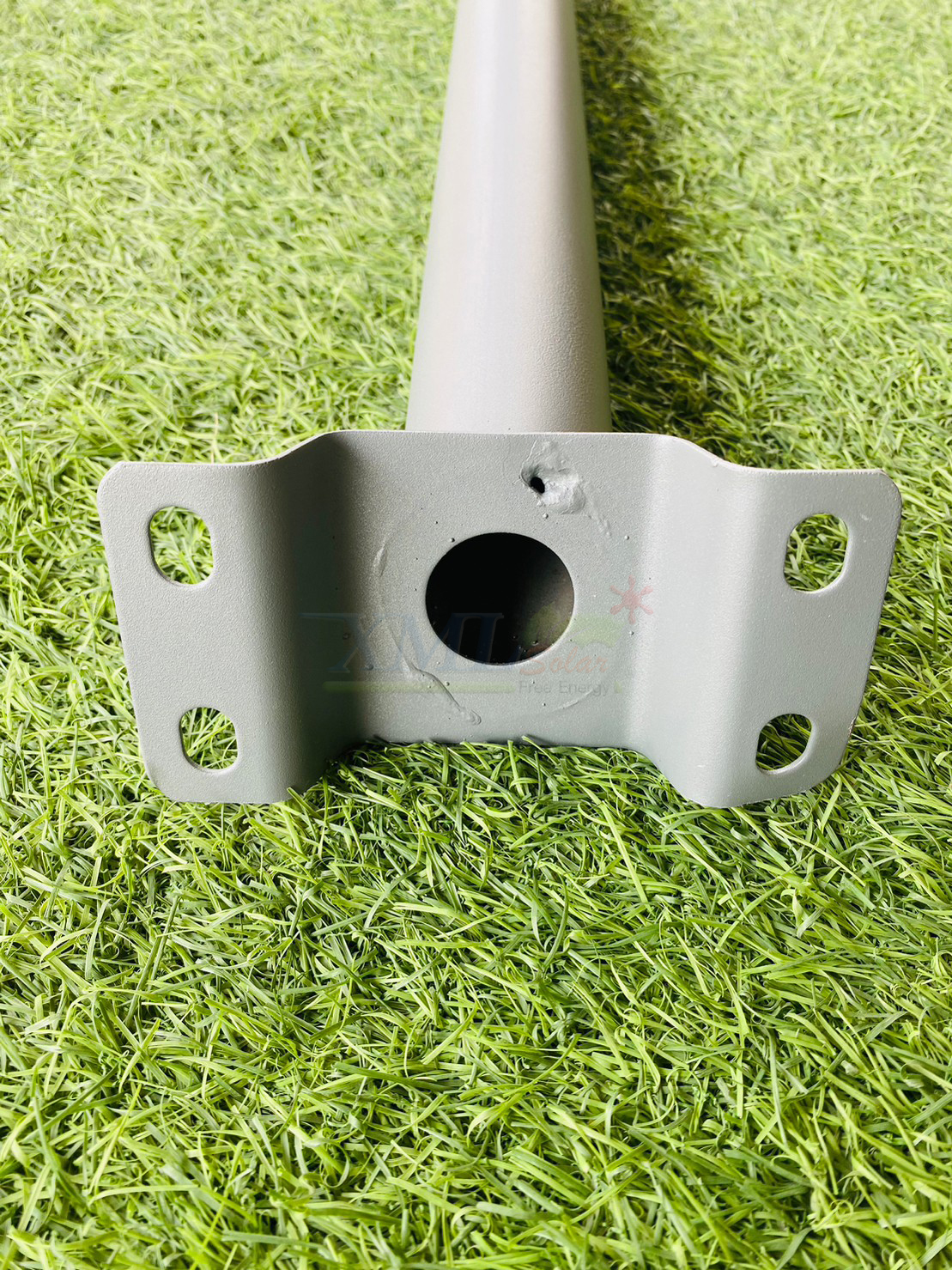 โคมไฟถนนโซล่าเซลล์ Vmax x XML 200W Series 2020 (แสง : เหลืองวอมไวท์)