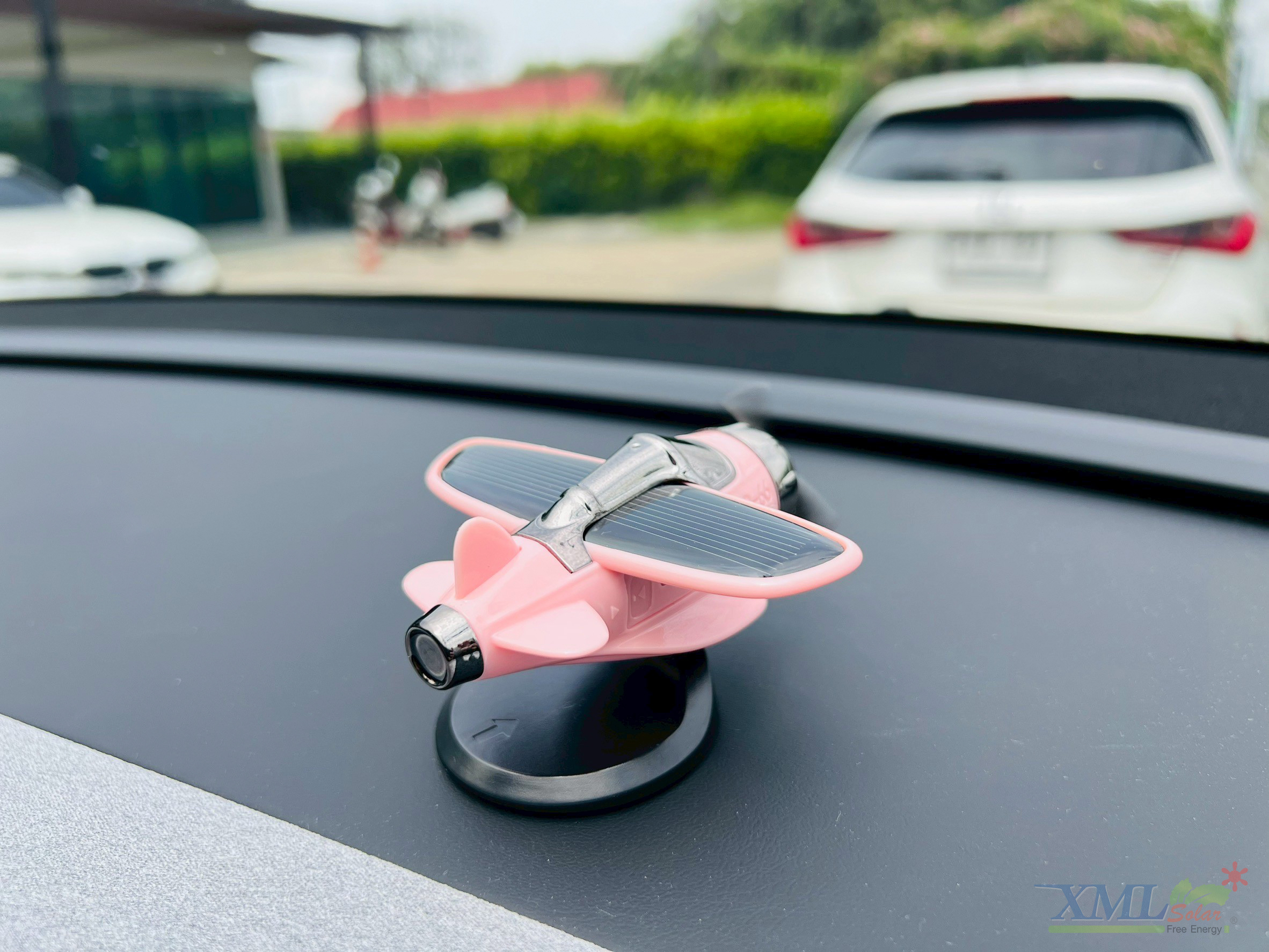 เครื่องบิน ดุ๊กดิ๊กโซล่าเซลล์ รุ่น AIR-66