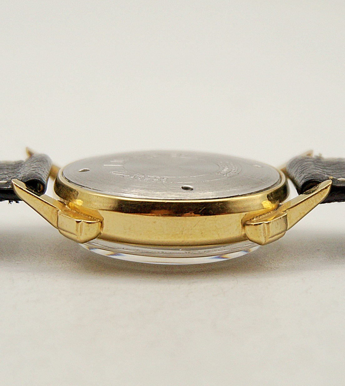 นาฬิกาเก่า CLINTON ไขลานสองเข็มครึ่ง