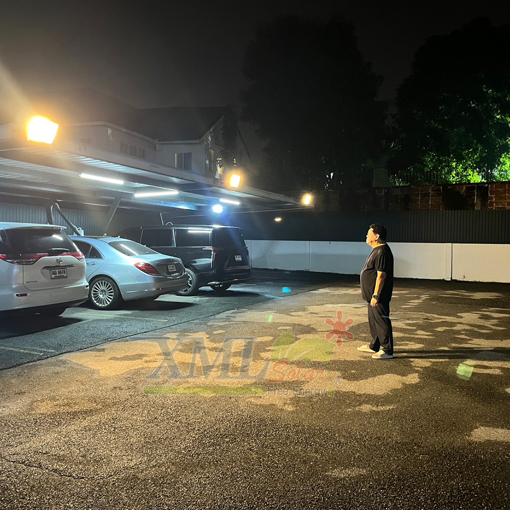 ไฟสปอตไลท์โซล่าเซลล์ 500 Watt กล่องสีน้ำตาล (เปิดได้ 3 แสง)