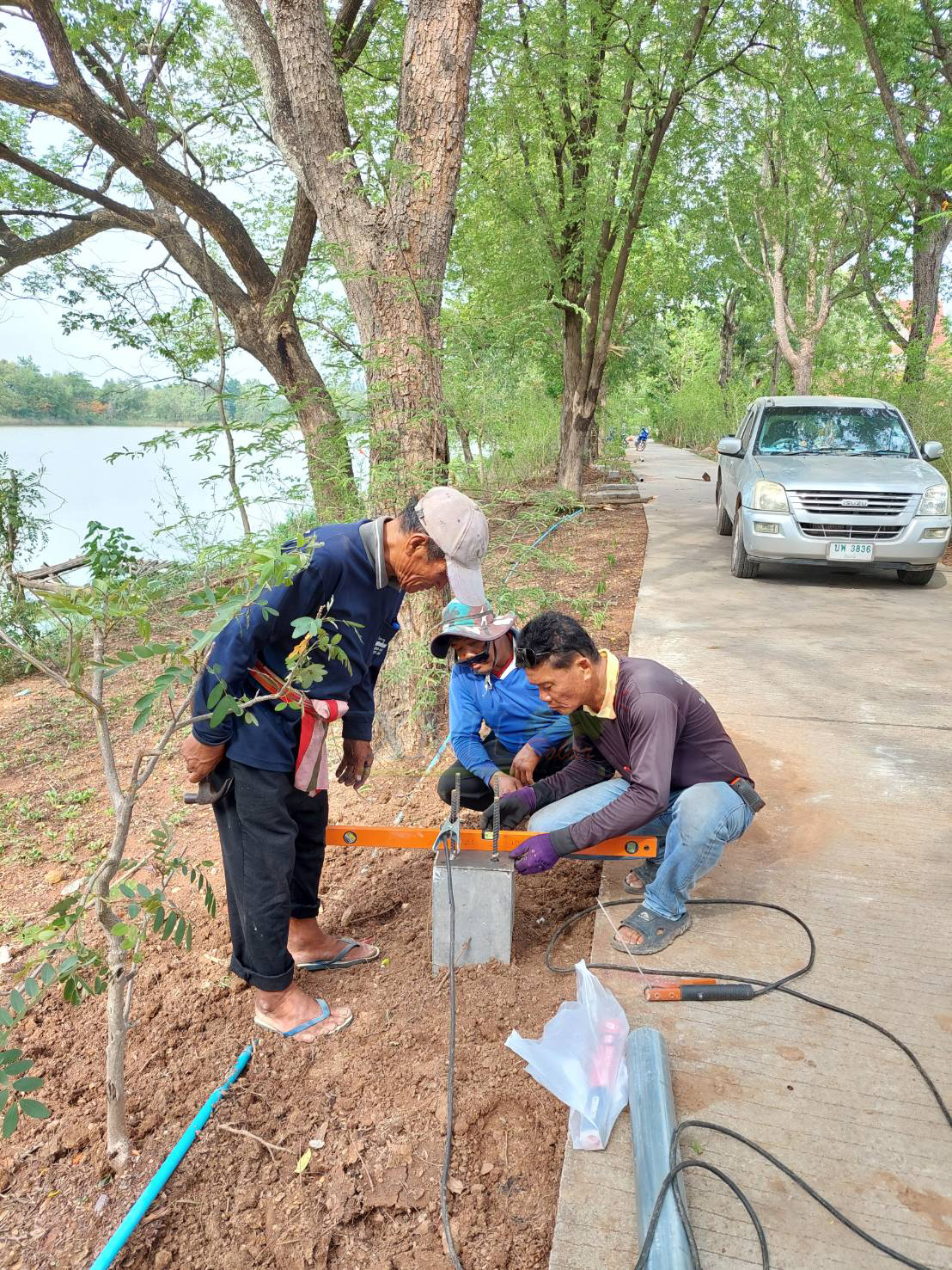 โคมไฟ UFO ทรงสี่เหลี่ยม รุ่น Modi x XML + ระบบ Motion รุ่น 300w (เปิดได้ 3 แสง)