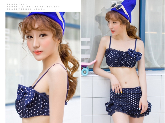 ชุดว่ายน้ำงาน vicki แบบ3ชิ้น มี3สี น้ำเงิน,ฟ้า,ม่วง มีไซส์ M,XL ราคาส่ง3 ชิ้นคละแบบได้ทั้งร้าน ชุดละ 890 บาทค่ะ