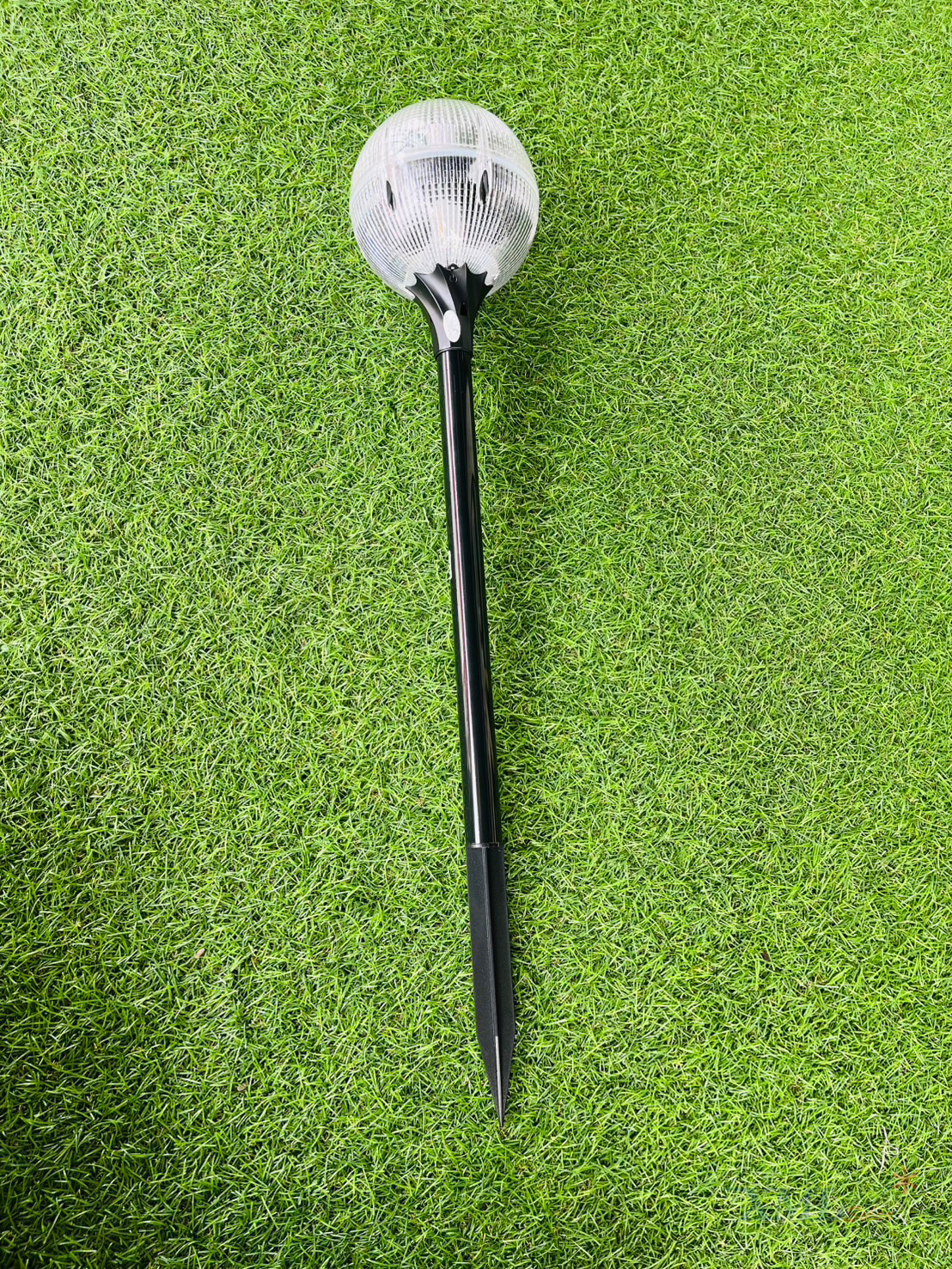 ไฟปักสนามสนามโซล่าเซลล์ ทรงกลมใส 15 lm ( แสง : เหลืองวอมไวท์)