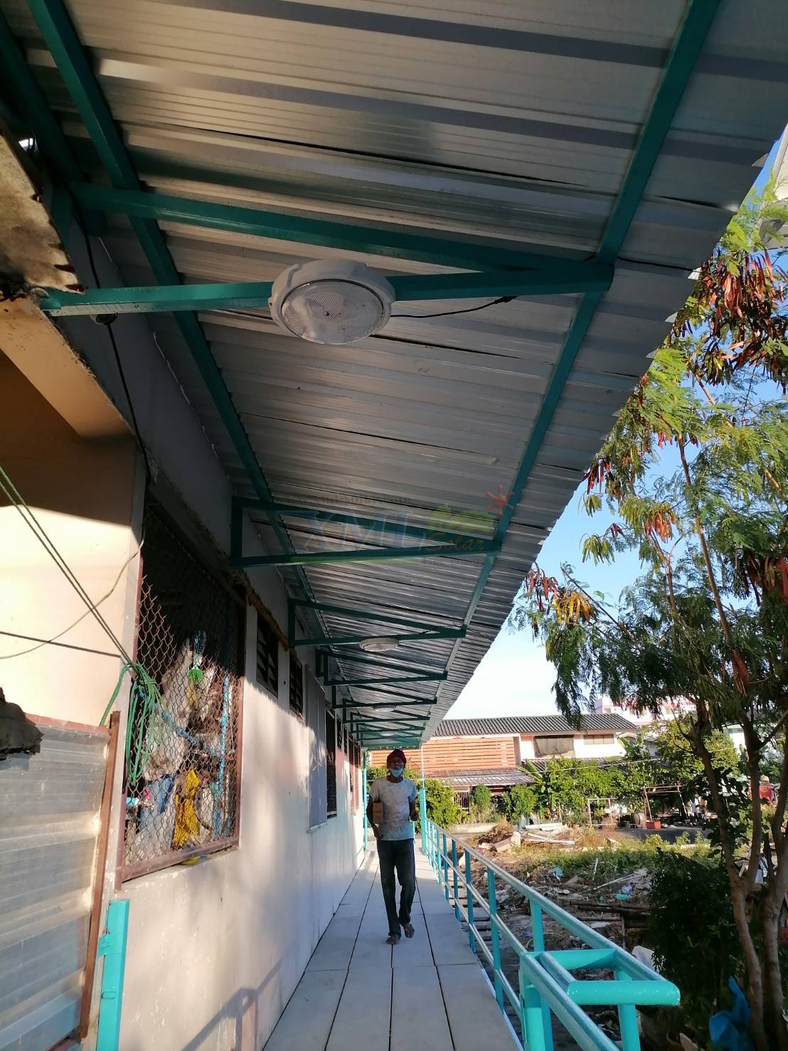 โคมไฟซาลาเปาโซล่าเซลล์ ติดเพดาน-ผนัง รุ่น 300W.+300W. (แสงขาว)( 2 โคม )