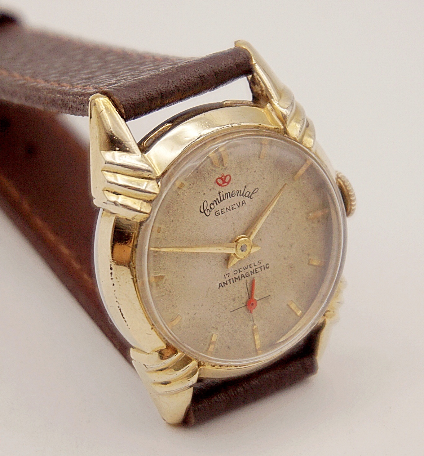 นาฬิกาเก่า CONTINENTAL ไขลานสองเข็มครึ่ง