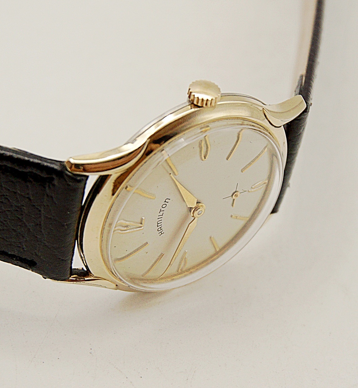 นาฬิกาเก่า HAMILTON ไขลานสองเข็มครึ่ง
