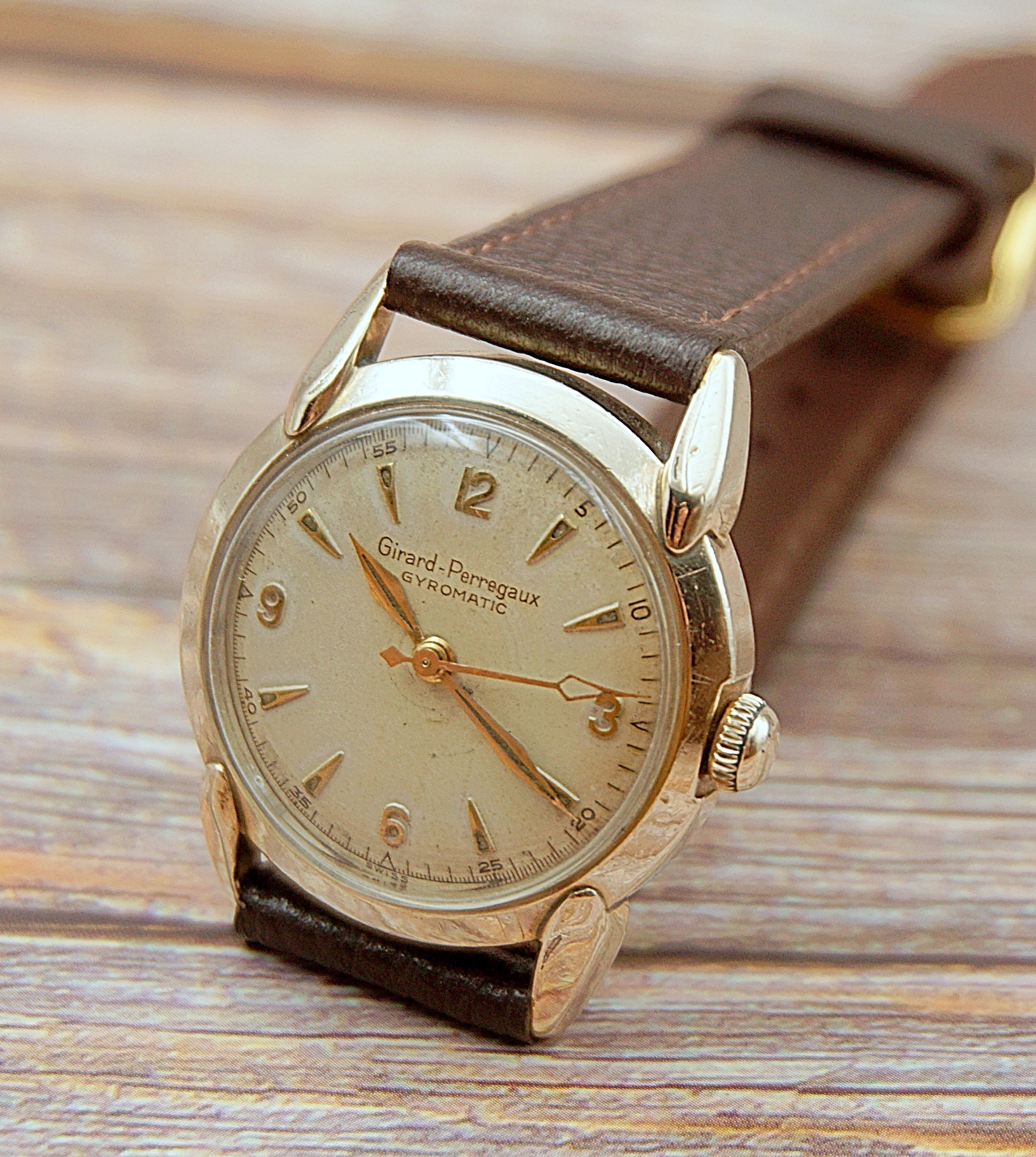 นาฬิกาเก่า GIRARD PERREGAUX ออโตเมติก