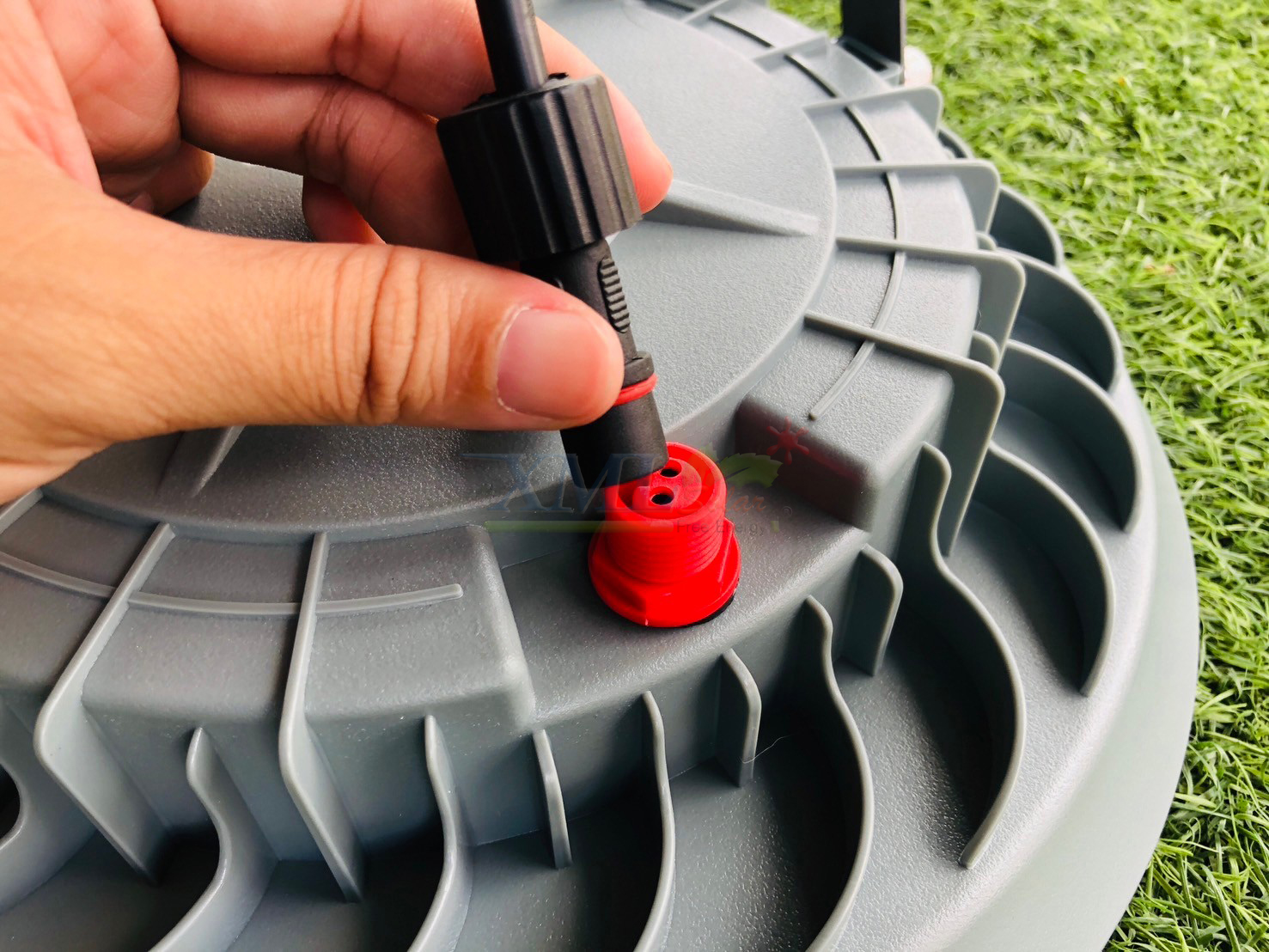 โคมไฟถนนโซล่าเซลล์ รุ่น MD-SLT88-400W-DMax (แสง : ขาว)