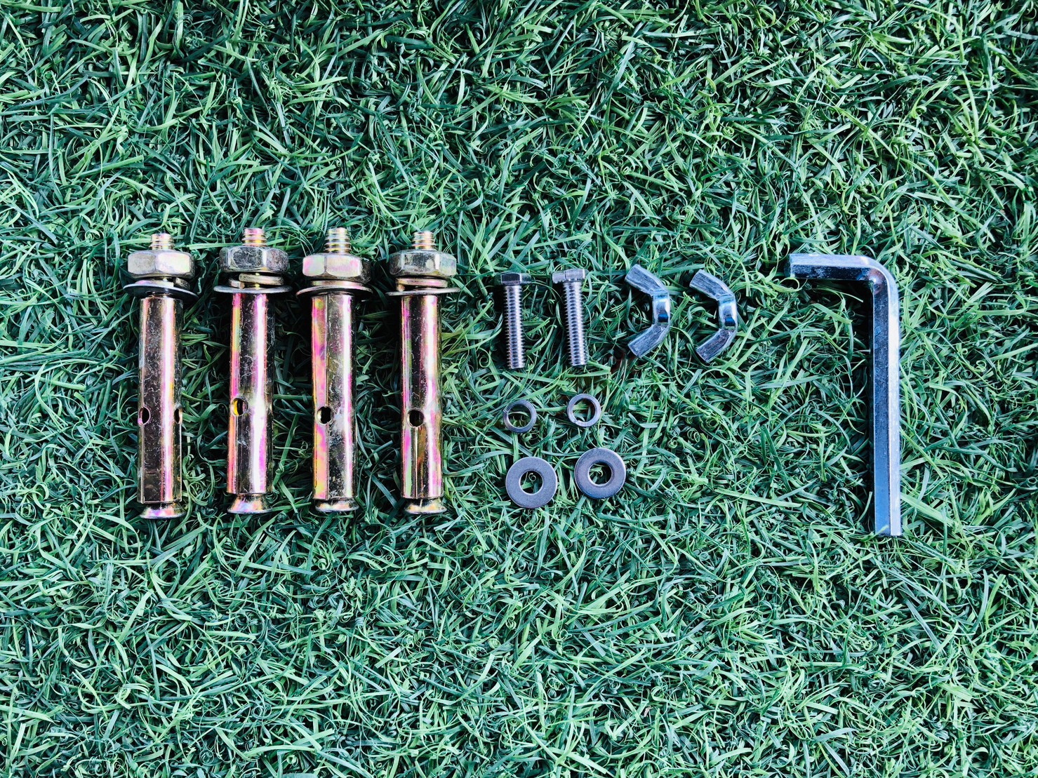 ไฟสปอตไลท์โซล่าเซลล์ 180 W รุ่น MD-PT01 (เเสง : ขาว)