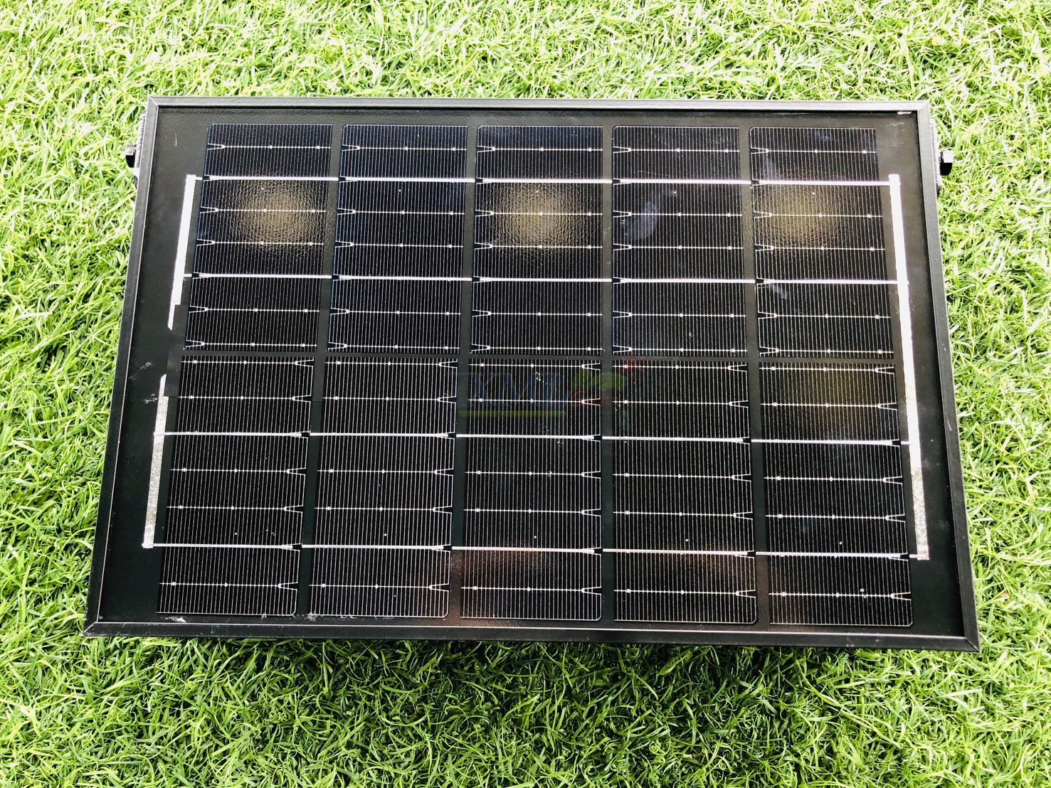 สปอร์ตไลท์โซล่าเซลล์ 80W รุ่น MD-PT53-80W (แสง : ขาว)