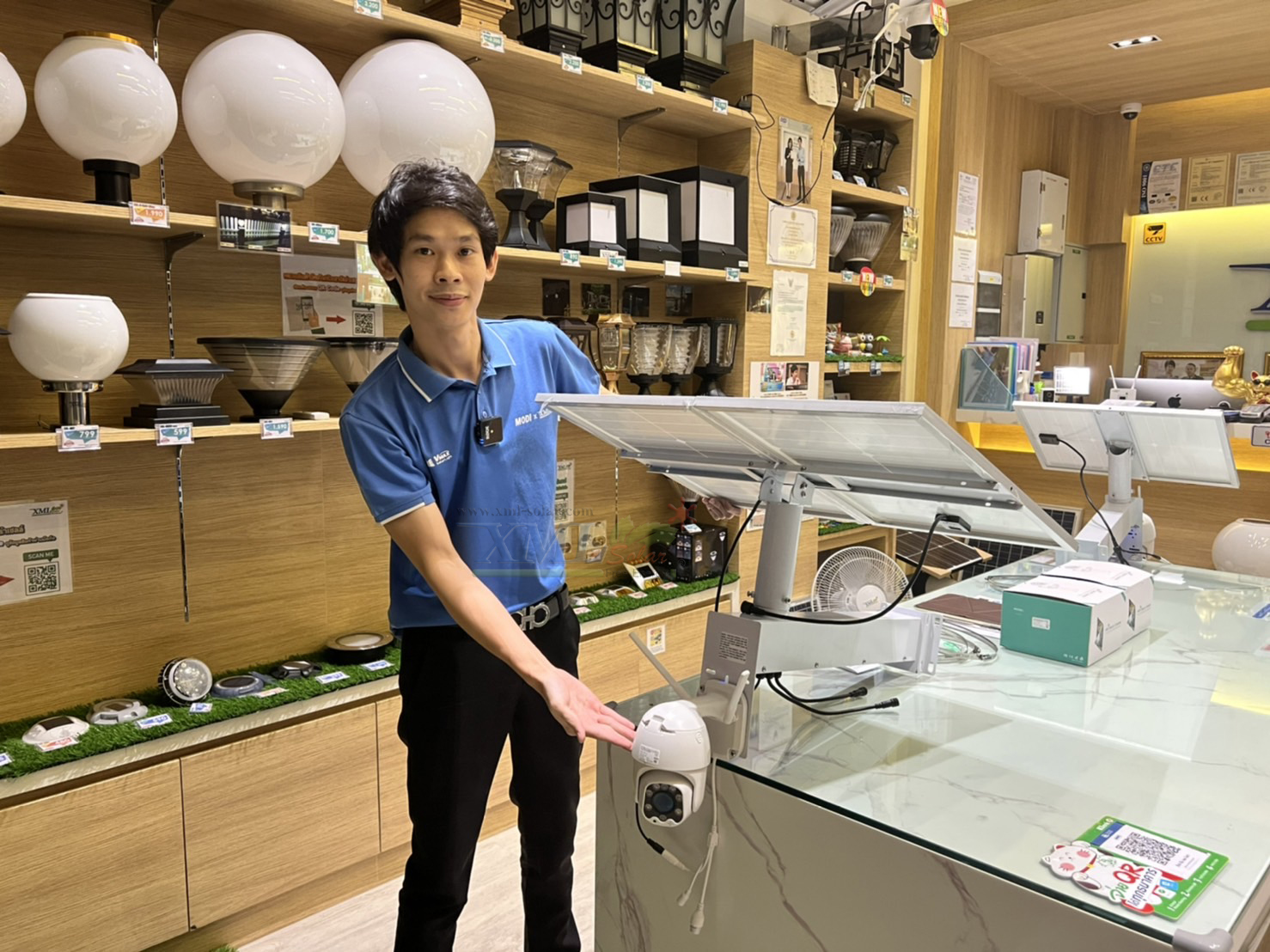 กล้องวงจรปิดโซล่าเซลล์ 80W. / ใช้simcard 4G (1080P) Solar CCTV Camera With 4G