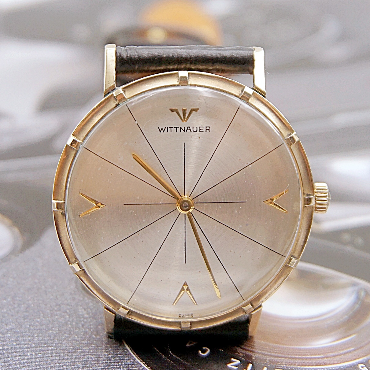 นาฬิกาเก่า WITTNAUER BY LONGINES ไขลาน
