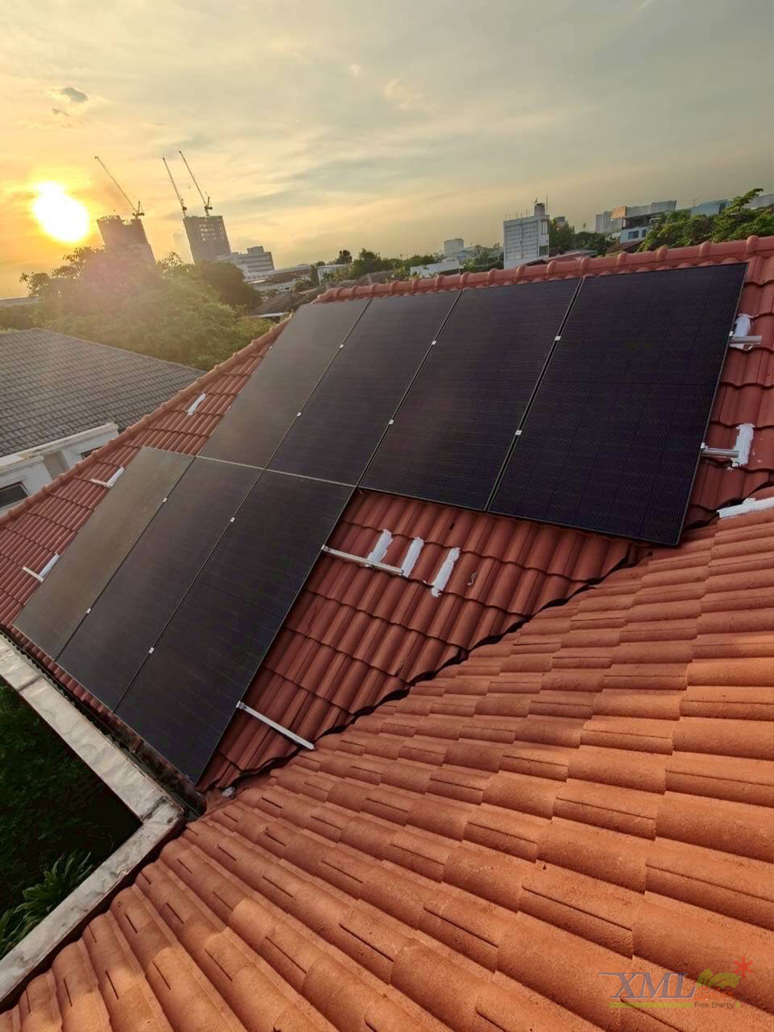 ระบบโซล่าเซลล์ติดหลังคา Energy LiB Solar Rooftop P1 All-In-One ขนาด 15kW (ON/OFF-GRID / Hybrid) 3 Phase Battery 20kW พร้อมติดตั้ง