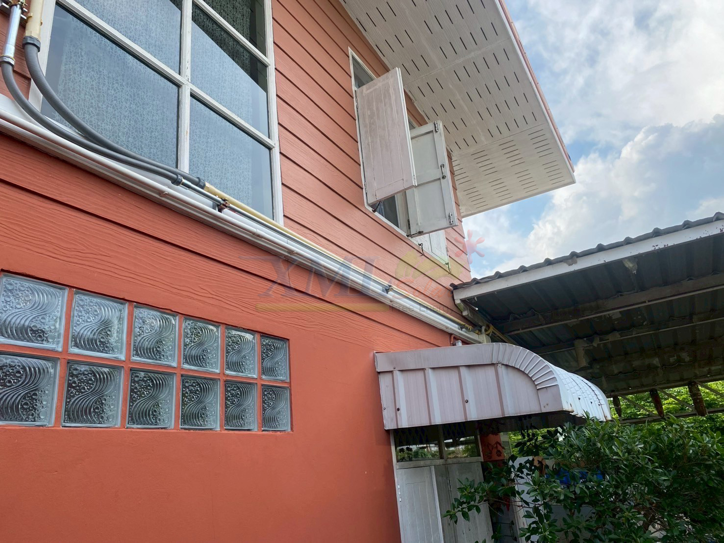 แผงโซล่าเซลล์ Half-Cell LONGI 555W