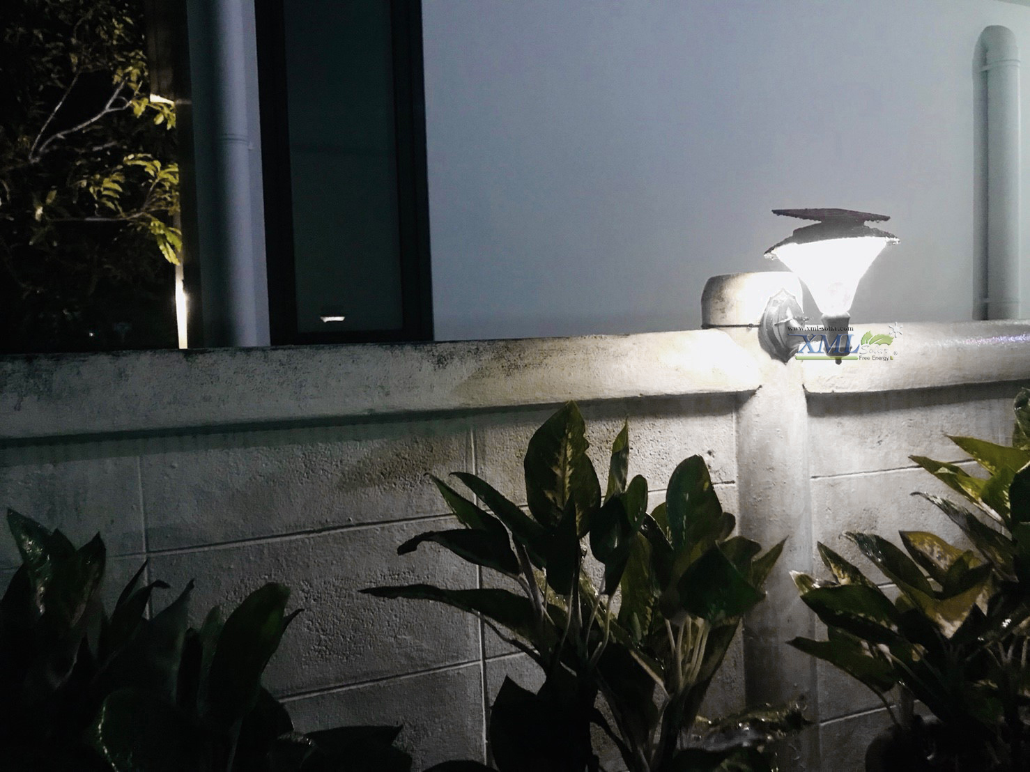 โคมไฟกิ่งโซล่าเซลล์ 60 SMD LED (เเสง : ขาว)