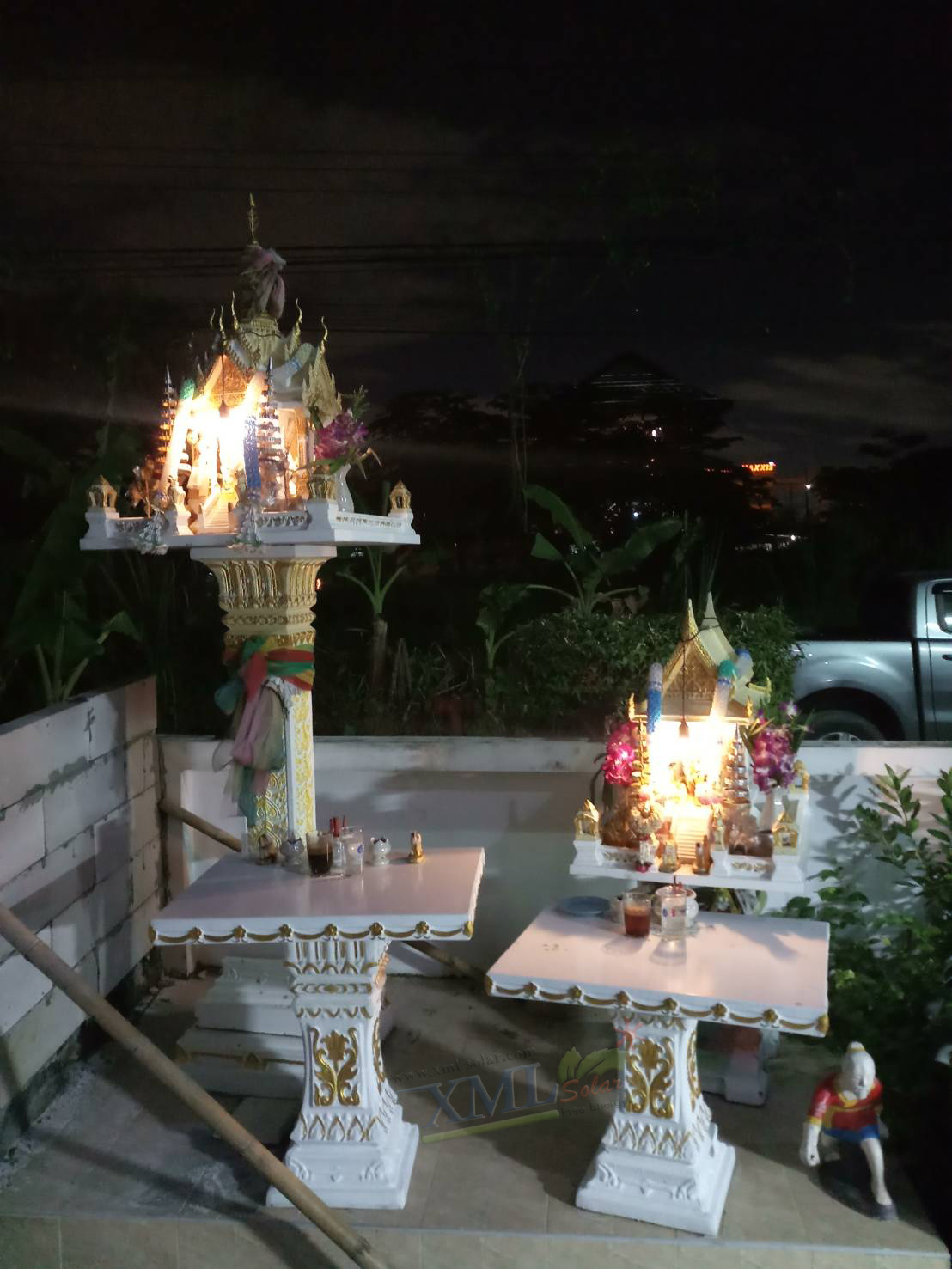 โคมไฟโซล่าเซลล์ ติดเพดาน รุ่นตาข่ายดำ Loft style (แสง เหลืองวอมไวท์)