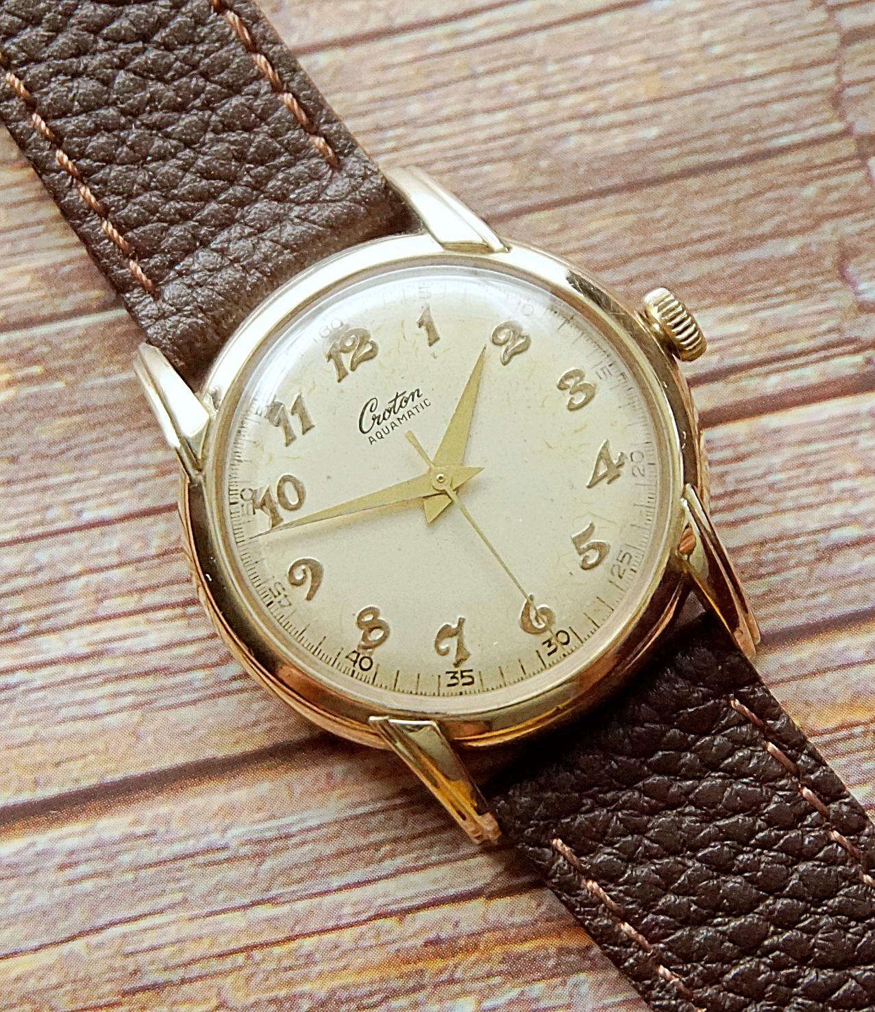 นาฬิกาเก่า CROTON ออโตเมติกครึ่งรอบ