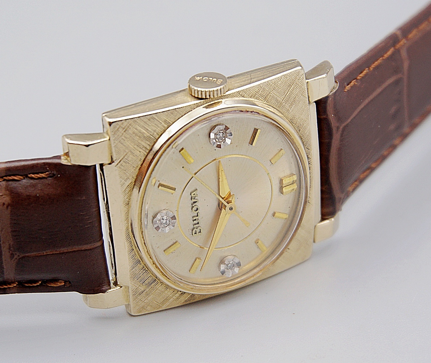 นาฬิกาเก่า BULOVA ไขลาน