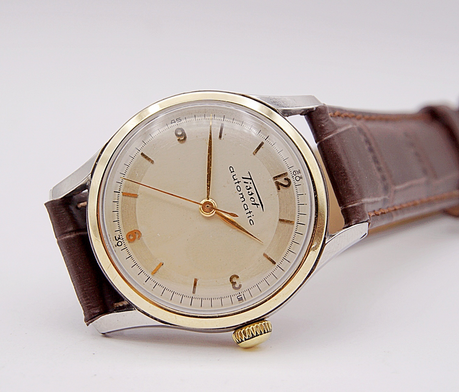 นาฬิกาเก่า TISSOT ออโตเมติกครึ่งรอบ