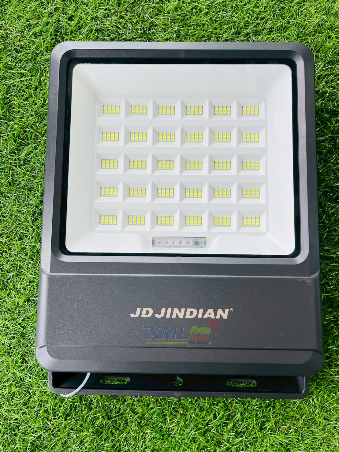 ไฟสปอร์ตไลท์โซล่าเซลล์ รุ่น JD-V1000/ V2000/ V3000/ V5000