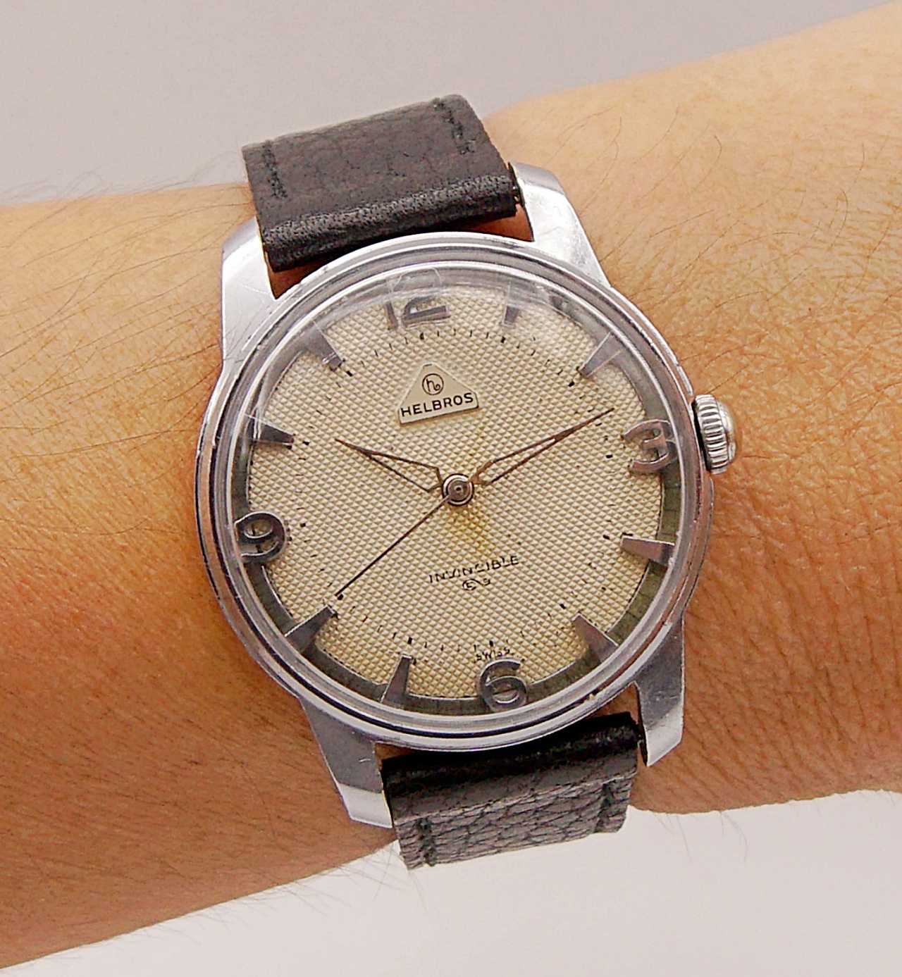 นาฬิกาเก่า HELBROS ไขลาน